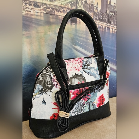Stone Mountain USA Handbag - Picture 2 of 13